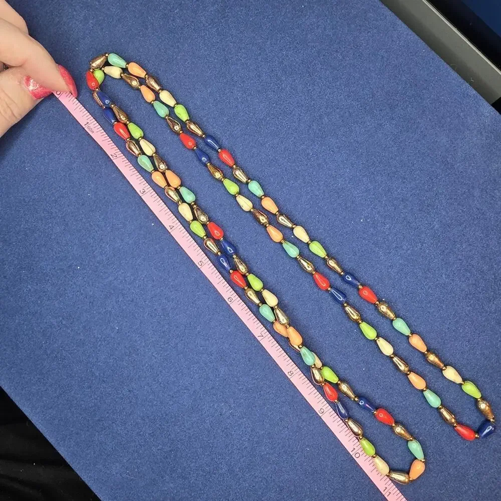 Vintage Colorful Molded Bead Station Necklace Lightweight Long 505